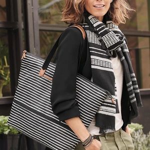 NWT Stella & Dot Daytripper bag